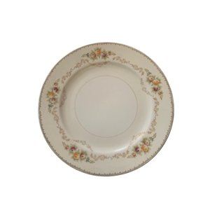 Meito Japan 10" Dinner Plate Vintage Ivory with Gold Swag Floral